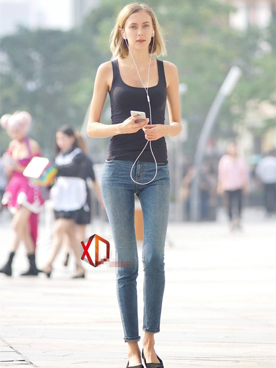 泛亚电竞：德媒调查：拜仁球迷欧冠最想踢里昂，不愿踢马竞