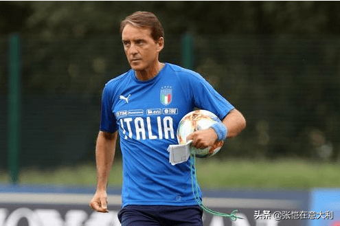 意大利主帅:欧洲杯应扩编 每队23人增加到26或27人:泛亚电竞平台(图11)
意大利主帅:欧洲杯应扩编 每队23人增加到26或27人:泛亚电竞平台(图11)