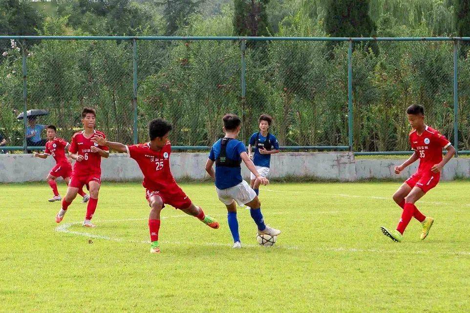 
建业女足即将出征女超联赛 目的前四！：泛亚电竞(图8)